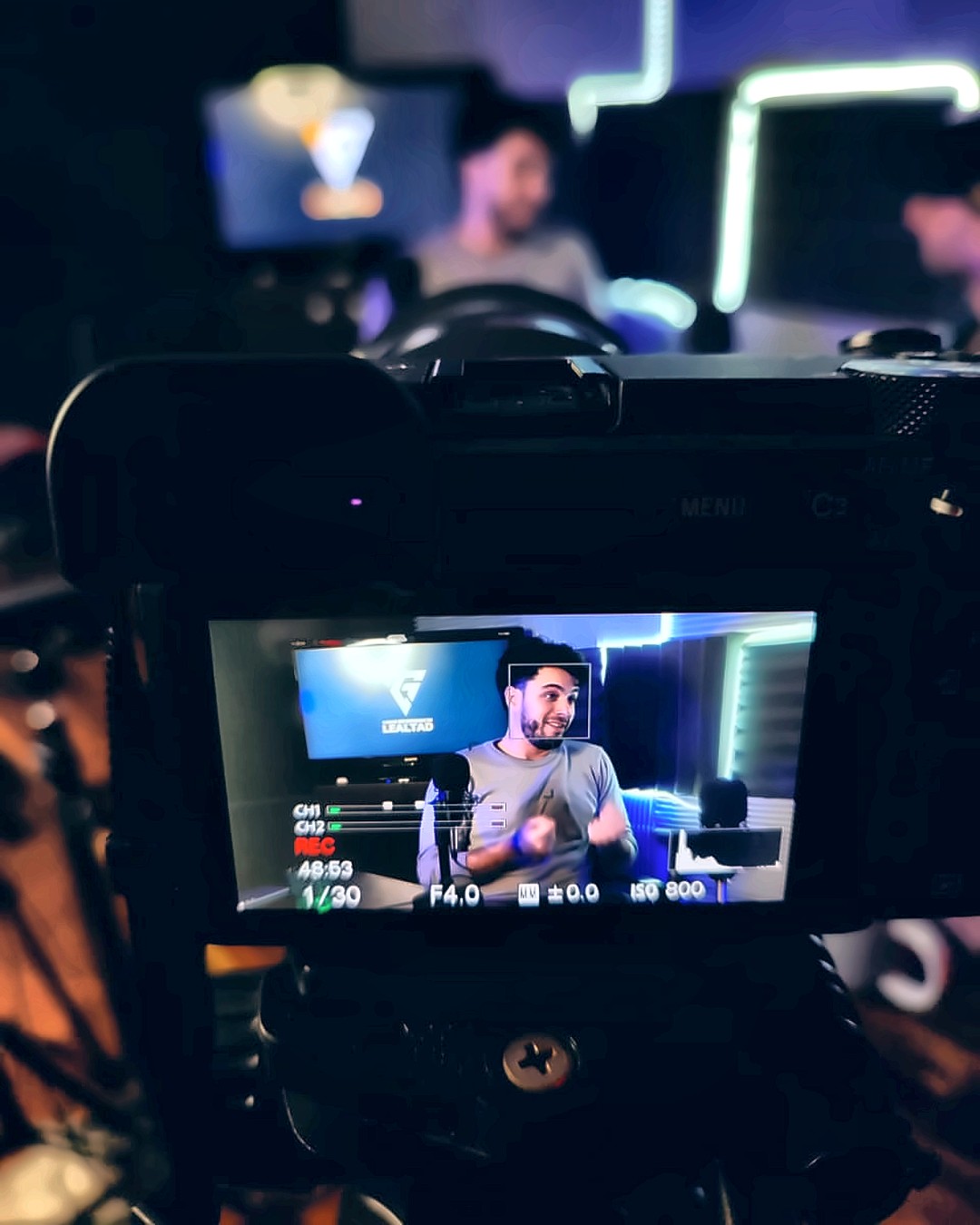 Detrás de cámara en el estudio DigiTV